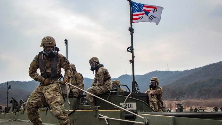 Liên quân Hàn - Mỹ tập trận mô phỏng đối phó sức mạnh hạt nhân của Triều Tiên